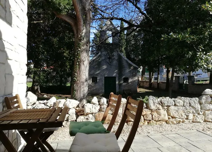 Kod Male Gospe Tribalj